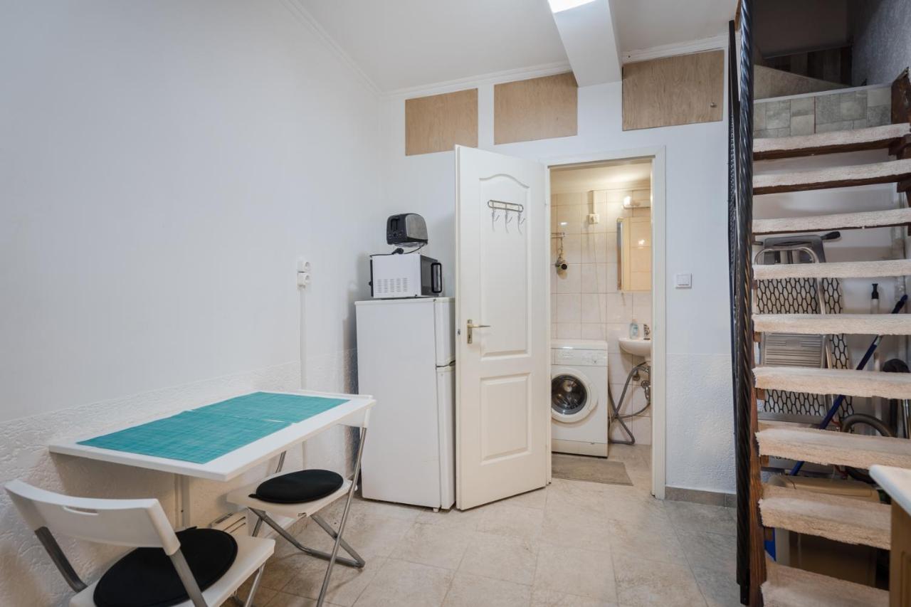 Bpr Simply Azure Apartment บูดาเปสต์ ภายนอก รูปภาพ